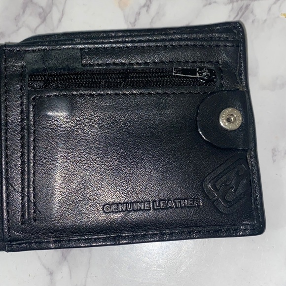 Billabong Black Genuine Leather Card Holder Wallet - Picture 3 of 8